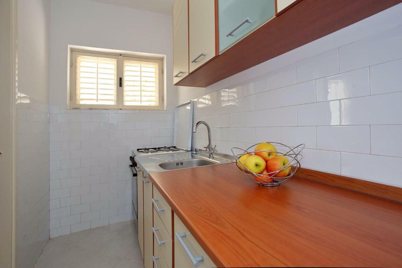 Apartment Josip Zara Esterno foto